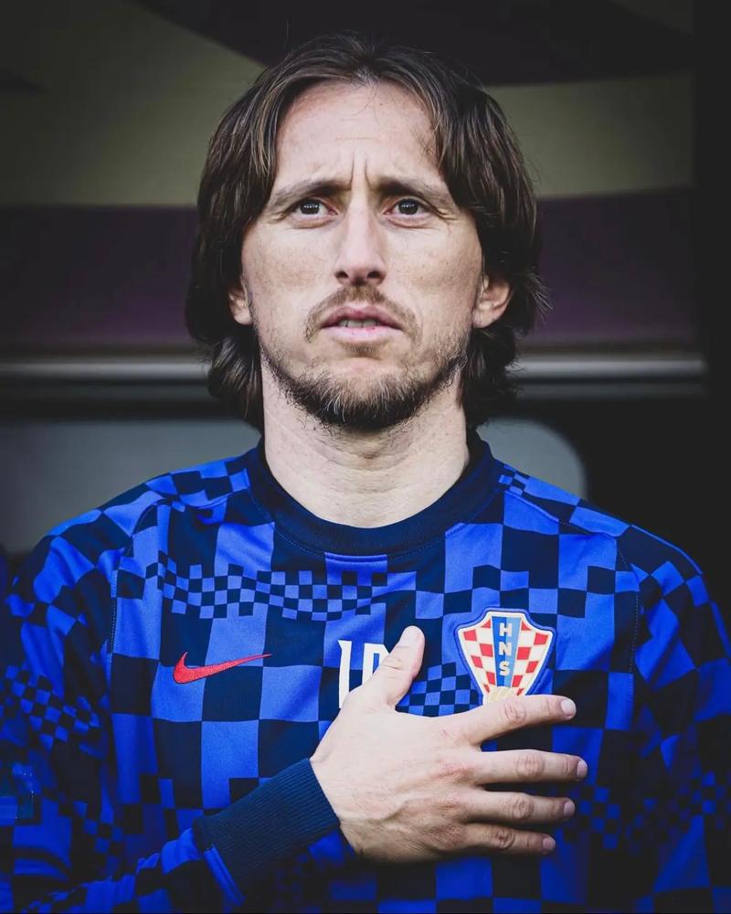 为什么客队球员进入异地球场前需要进行更严密的灯光盲区实地测试