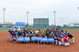 詹姆斯13分13篮板压哨绝杀，湖人险胜步行者拒绝三连败